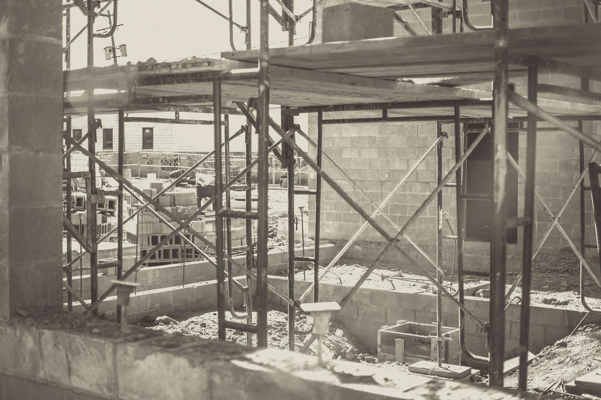 grayscale photo of a building